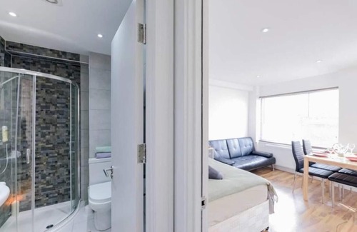South Bermondsey Apartment | Lovely and functional studio in Central London