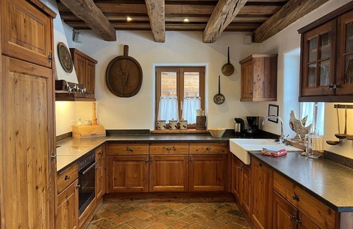 Sankt Martin House | Lovely apartment in villa for 6 people with WIFI, TV, terrace, pets allowed and panoramic view