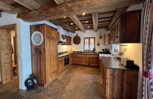 Sankt Martin House | Lovely apartment in villa for 6 people with WIFI, TV, terrace, pets allowed and panoramic view