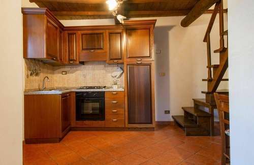 Fabbriche di Vallico Villa | Lovely apartment in villa for 6 guests with pool, WIFI, TV, patio and pets allowed