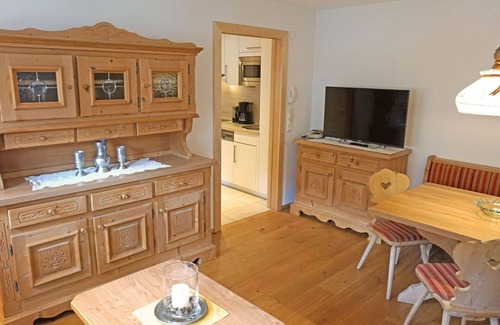 Ried im Oberinntal Apartment | Lovely apartment for 4 guests with WIFI, TV and patio