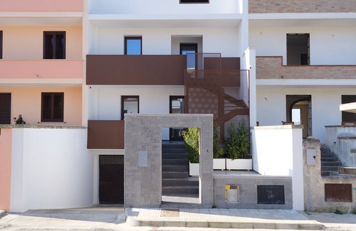 San Donato di Lecce Apartment | "Lovely Apartment Calù 3" with Balconies & Wi-Fi