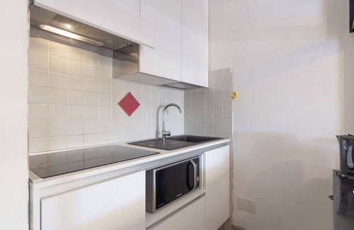 Marina di Andora Apartment | Lovely apartment for 6 people with WIFI, TV, terrace and pets allowed