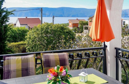 Skrbcici Apartment | Lovely apartment for 6 people with WIFI, A/C, TV and patio