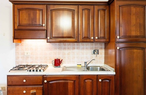 Diano Castello Apartment | Lovely apartment for 2 people with WIFI, A/C, pool, terrace, pets allowed and panoramic view