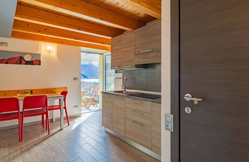 Novate Mezzola Apartment | Lovely apartment for 5 people with WIFI, TV and balcony
