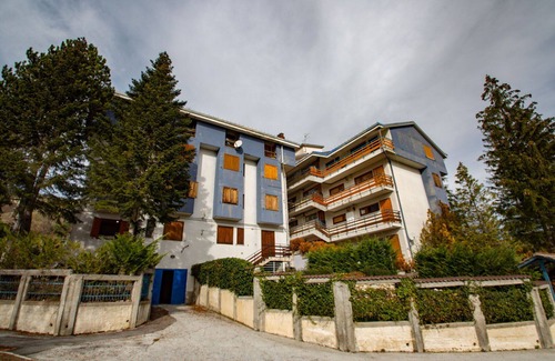 Rivisondoli Apartment | Lovely apartment for 4 people with balcony and pets allowed