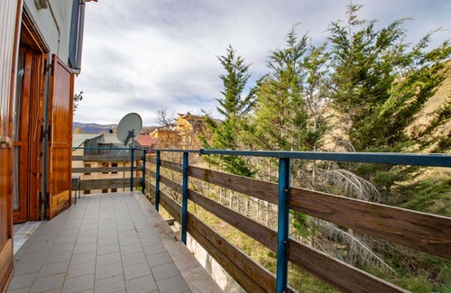 Rivisondoli Apartment | Lovely apartment for 4 people with balcony and pets allowed