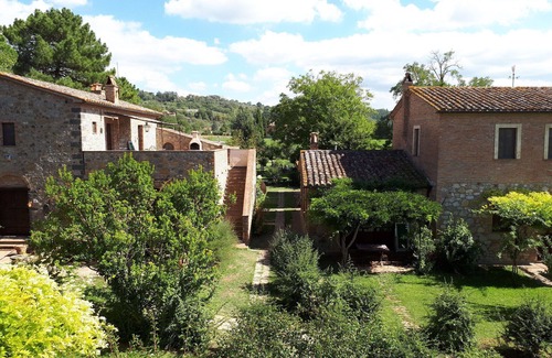 Monteleone d'Orvieto Apartment | Lovely apartment for 4 guests with WIFI, pool