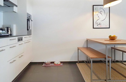 Blausee Apartment | Lovely apartment for 4 guests with WIFI, TV, balcony and pets allowed