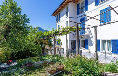 Gera Lario Apartment | Lovely apartment for 4 guests with WIFI, TV, balcony and pets allowed