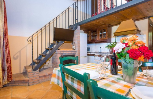 Riparbella Apartment | Lovely apartment for 5 guests with A/C, WIFI, pool, TV, patio and parking