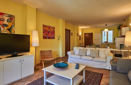 Valsolda Apartment | Lovely apartment for 4 people with pool, WIFI, TV, terrace and pets allowed