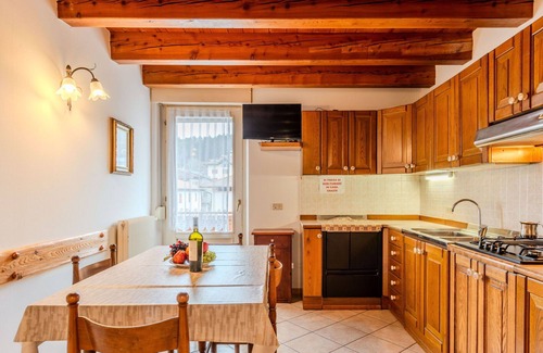 Taio Apartment | Lovely apartment for 3 guests with WIFI, TV, patio and pets allowed