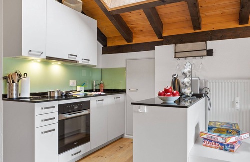 Graechen Apartment | Lovely apartment for 4 people with WIFI, TV, balcony and panoramic view