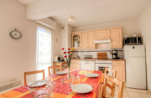 Tarnos Apartment | Lovely apartment for 4 guests with WIFI, TV and terrace