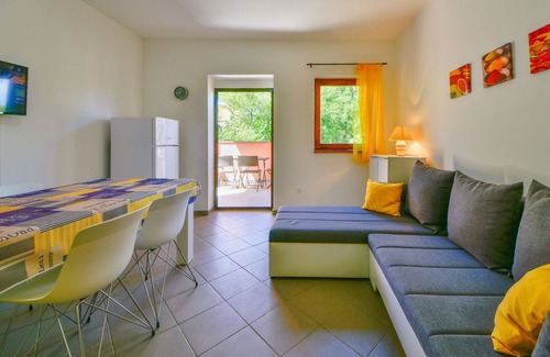 Sibinj Krmpotski Apartment | Lovely apartment for 4 guests with WIFI, A/C, TV and terrace