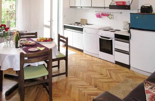 Mosenice Apartment | Lovely apartment for 4 guests with WIFI, TV and terrace