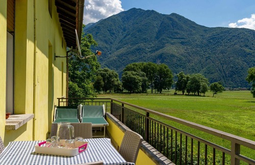 Sorico Apartment | Lovely apartment for 4 guests with WIFI, TV, patio and pets allowed