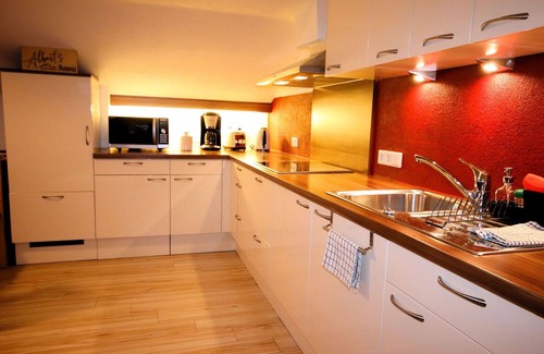 Landeck Apartment | Lovely apartment for 4 people with WIFI, TV, balcony and pets allowed