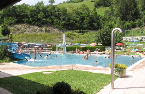 Landeck Apartment | Lovely apartment for 4 people with WIFI, TV, balcony and pets allowed