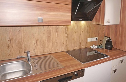 Flirsch Apartment | Lovely apartment for 5 people with WIFI, TV, patio and pets allowed