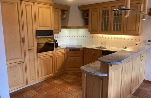 Saanenmoeser Apartment | Lovely apartment for 6 people with WIFI, TV and balcony