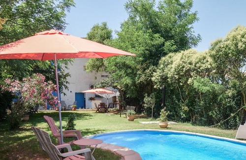 Saint-Laurent-d'Aigouze Apartment | Lovely apartment for 6 guests with WIFI, A/C, private pool, TV, patio, pets allowed and parking