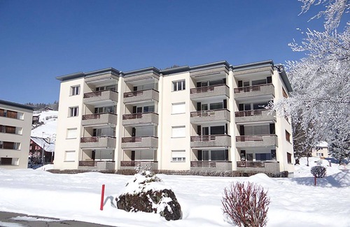 Engelberg Apartment | Lovely apartment for 4 guests with WIFI, TV and balcony