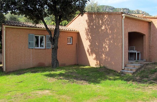 Aregno Apartment | Lovely apartment for 2 guests with WIFI, TV and terrace