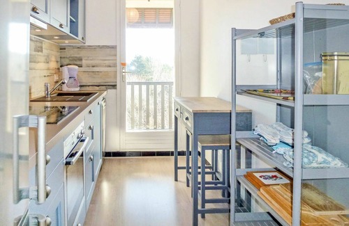 Tourgeville Apartment | Lovely apartment for 4 guests with WIFI, TV, balcony and panoramic view