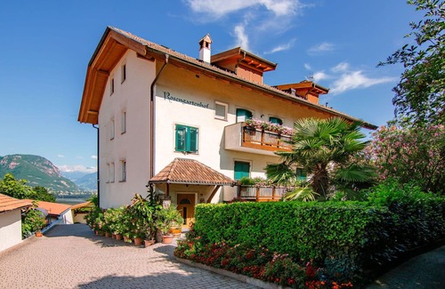 Andriano Apartment | Lovely apartment for 4 people with pool, WIFI, TV and patio
