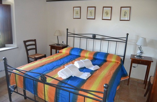 Campiglia Marittima Other | Lovely apartment for 4 people with pool, TV and panoramic view