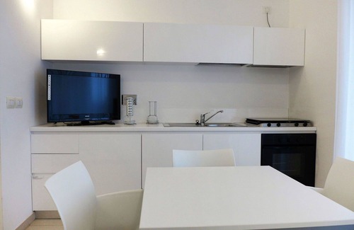 Marina di Vasto Apartment | Lovely apartment for 5 people with pool, WIFI, A/C, TV, patio and pets allowed