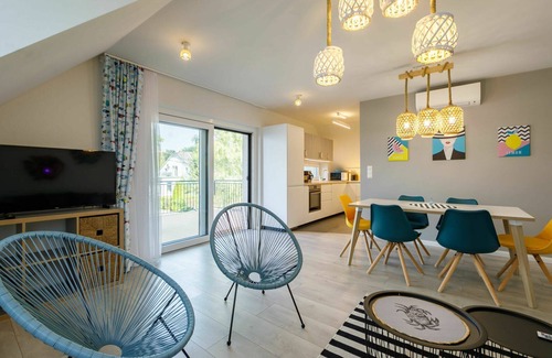 Balatonszarszo Apartment | Lovely apartment for 7 guests with WIFI, A/C, TV and terrace