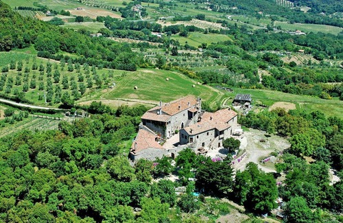 Roccastrada Villa | Lovely apartment in villa for 6 guests with pool, WIFI, TV, patio and parking