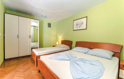 Bosana Apartment | Lovely Apartment In Bosana With Wifi