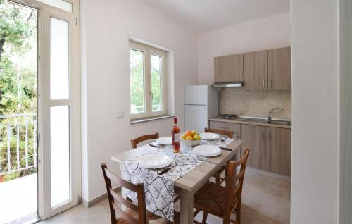 Santa Maria Apartment | Lovely Apartment In Ricadi