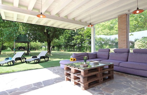 Silea House | Lovely apartment in villa for 4 guests with WIFI, A/C, pool and patio