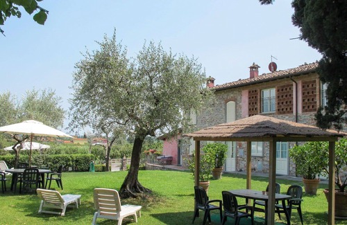 San Michele di Moriano Villa | Lovely apartment in villa for 3 people with pool, WIFI, TV and terrace