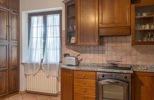 Bolsena Villa | Lovely apartment in villa for 6 guests with WIFI, pool, TV and terrace