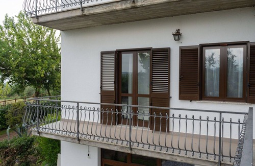 Bolsena Villa | Lovely apartment in villa for 6 guests with WIFI, pool, TV and terrace
