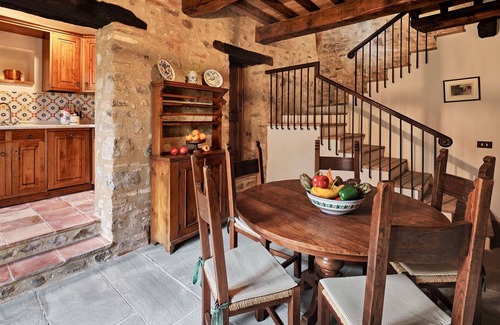 Bivio Lugnano Villa | Lovely apartment in villa for 6 people with A/C, WIFI, pool and TV