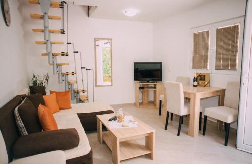 Skaljari Apartment | Lovely apartment Moki near the center
