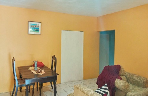 Northern Estates Apartment | Lovely Apartment near the Sea with Free Airport Transfers and Breakfast