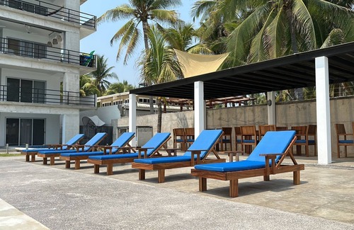 El Porvenir Condo | Lovely beach front condo in Costa del Sol 25 minutes from the airport & surfcity