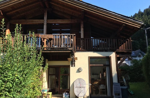 Les Tines Apartment | Lovely Chalet apartment with Mont Blanc view/Superbe appartement dans Chalet
