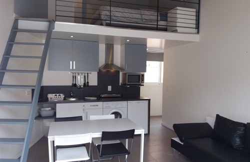 La Madeleine Apartment | Lovely contemporary studio near the beach (6)