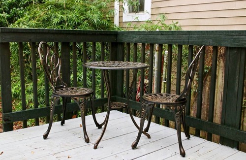 Touro Cottage | Lovely cottage 5 mins walk to historic St Charles Ave. & Magazine St- 2BR+1, 3BA