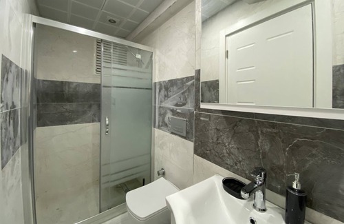 Uludag Apartment | Lovely Flat with Balcony near Metro in Eyupsultan